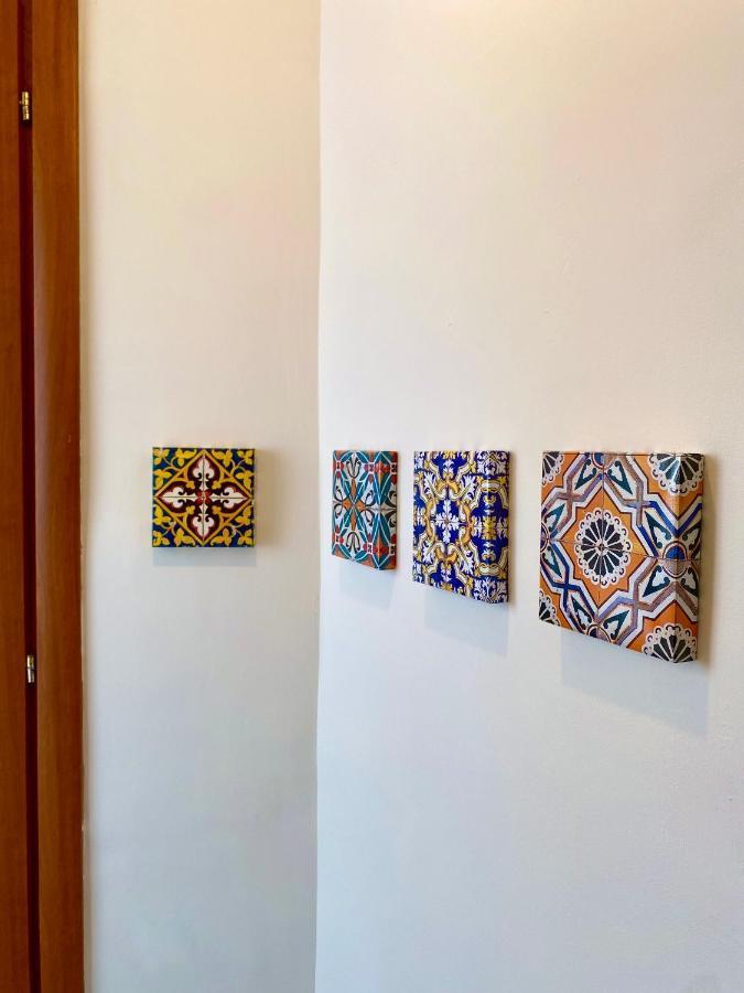 Casa Con Terrazzo In Centro Apartment Naples Luaran gambar